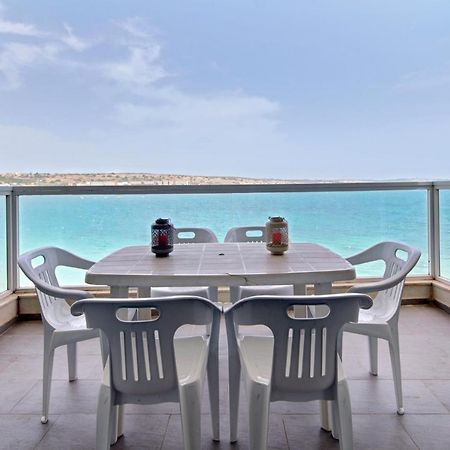 Beachfront Pretty Holiday Home Mellieha Exterior foto